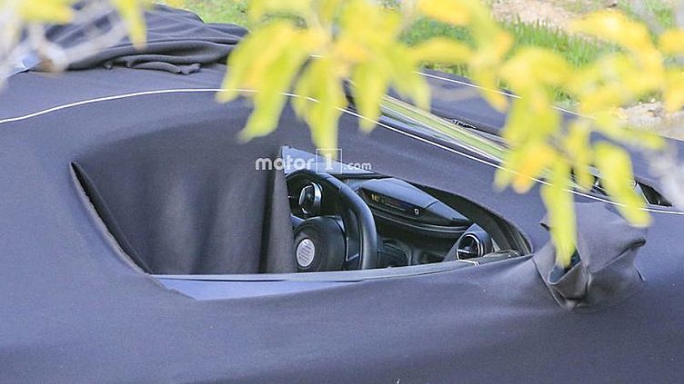 Преемник McLaren 650S получит приборную панель в стиле гоночных машин Преемник McLaren 650S получит приборную панель в стиле гоночных машин