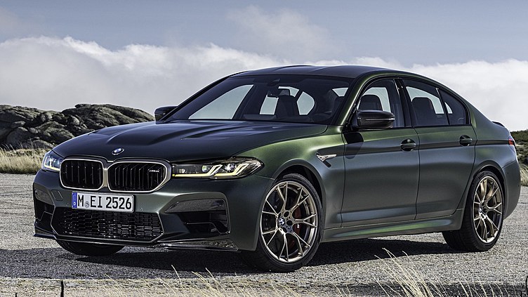 Седан BMW M5 впервые получил версию CS Седан BMW M5 впервые получил версию CS