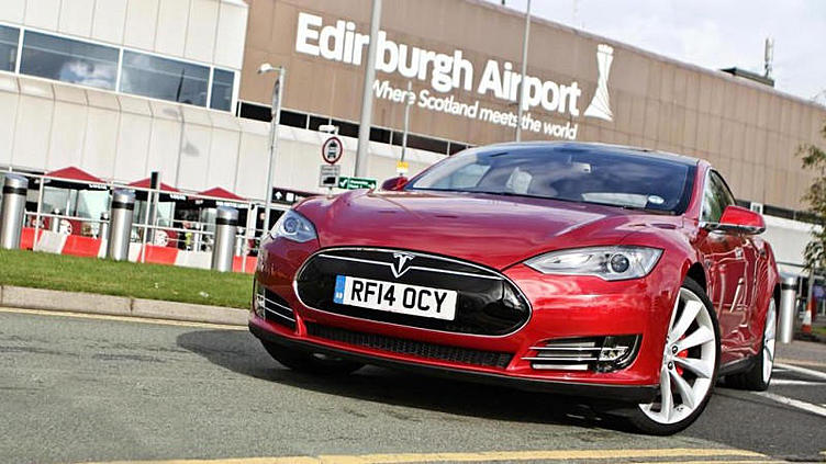Электроседан Tesla Model S снова назван лучшим автомобилем Электроседан Tesla Model S снова назван лучшим автомобилем