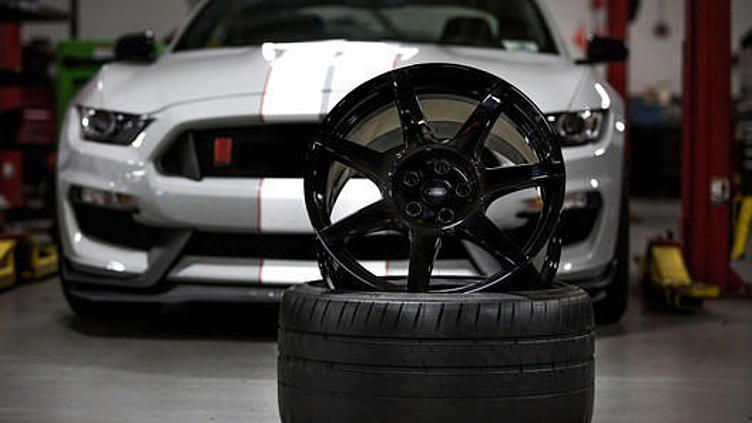 Карбоновые диски от Ford выдержат высочайшие температуры Карбоновые диски от Ford выдержат высочайшие температуры