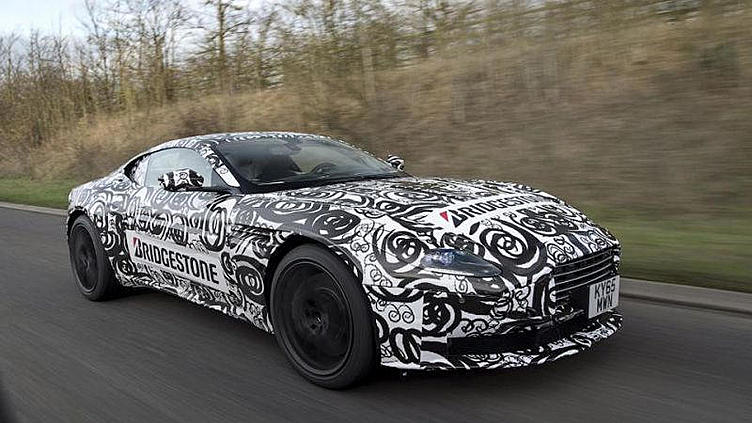 Aston Martin вывел на дороги новый суперкар Aston Martin вывел на дороги новый суперкар