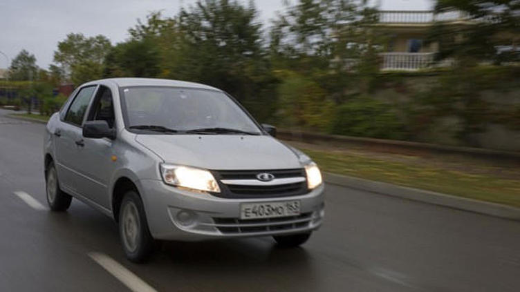 Lada Granta становится российским бестселлером 5 месяцев подряд Lada Granta становится российским бестселлером 5 месяцев подряд