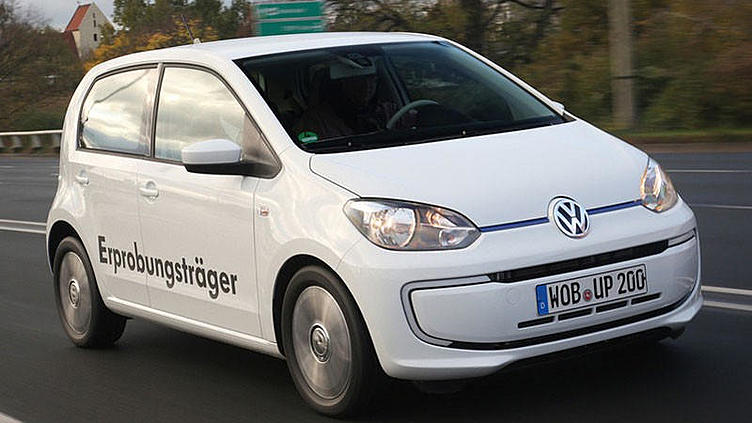 Volkswagen рассекретил суперэкономичный хэтчбек