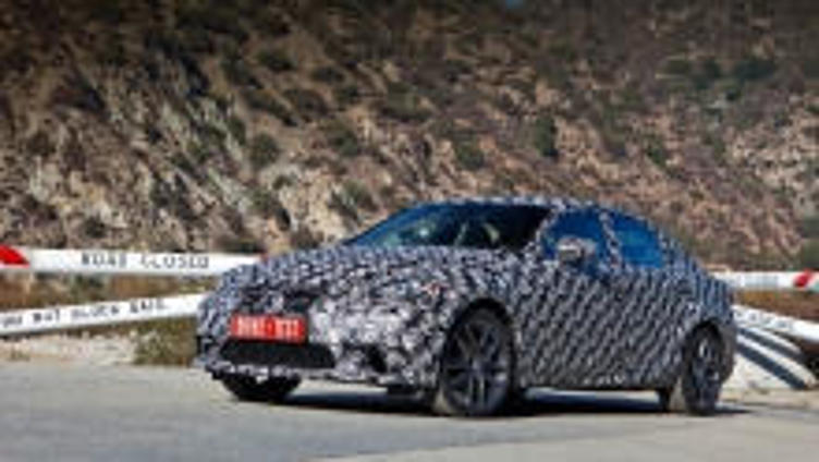 Изучаем прототипы седана Lexus IS третьей генерации Изучаем прототипы седана Lexus IS третьей генерации