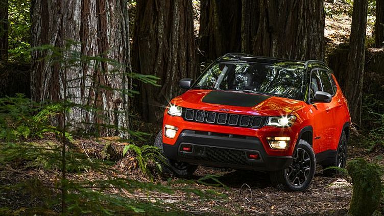 Jeep перестал скрывать новый Compass Jeep перестал скрывать новый Compass