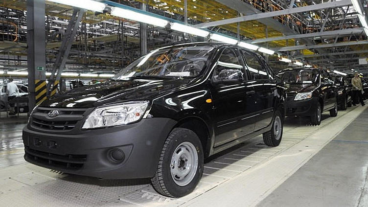 Lada Granta уступила лидерство на российском рынке Lada Granta уступила лидерство на российском рынке