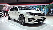 Стало известно когда обновленная Kia Optima доберется до России