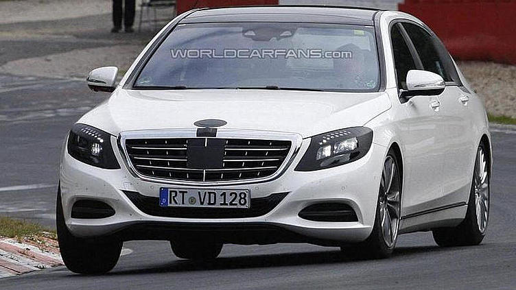 Mercedes-Benz S-класса размножается удлинением