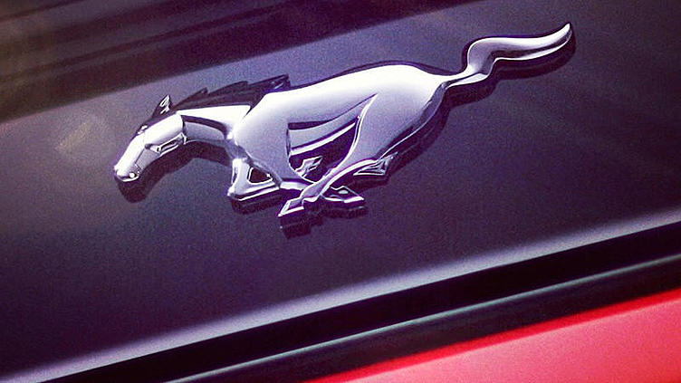 Новый Ford Mustang: отсчет пошел Новый Ford Mustang: отсчет пошел