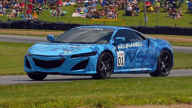 Первый ходовой прототип Acura NSX представлен в США 