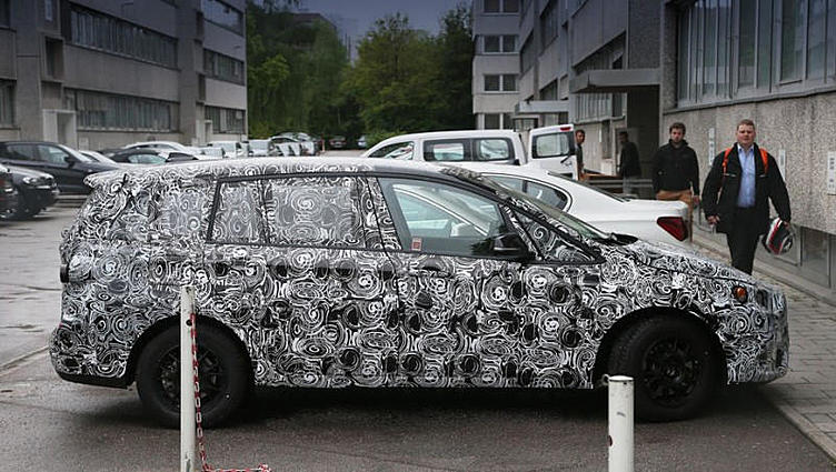 Пятидверка BMW 1 GT получит версию на семь мест Пятидверка BMW 1 GT получит версию на семь мест