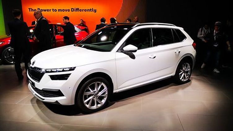 Компактный кроссовер Skoda Kamiq показали живьем Компактный кроссовер Skoda Kamiq показали живьем