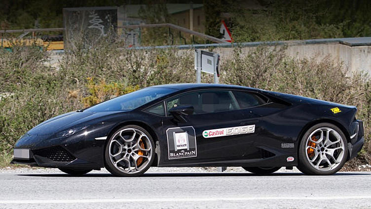 «Заряженное» купе Lamborghini Huracan поспеет через год