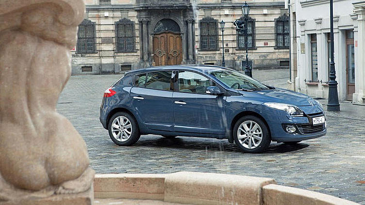 Renault возобновит выпуск Megane в России Renault возобновит выпуск Megane в России