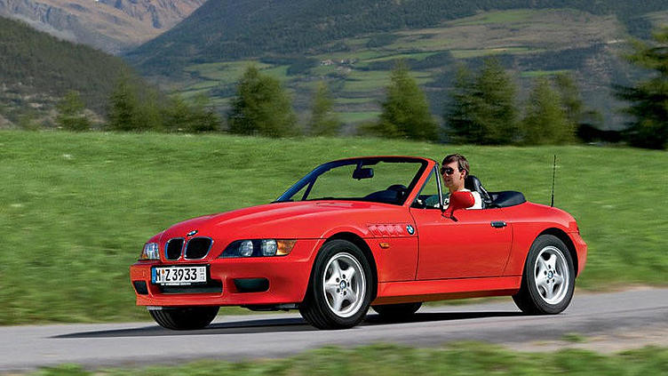 BMW работает над переднеприводным спорткаром для молодежи