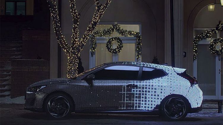 Кузов нового Hyundai Veloster покрыли светодиодами Кузов нового Hyundai Veloster покрыли светодиодами