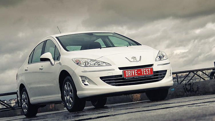 Вживаемся в шкуру владельца седана Peugeot 408 Вживаемся в шкуру владельца седана Peugeot 408