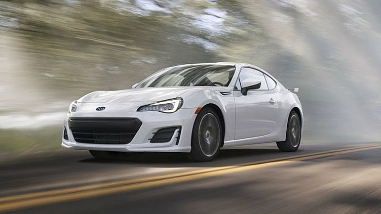 Купе Subaru BRZ стало мощнее