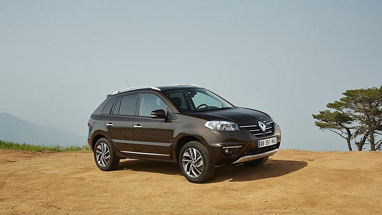 Кроссовер Renault стал мощнее и умнее, но не дороже Кроссовер Renault стал мощнее и умнее, но не дороже