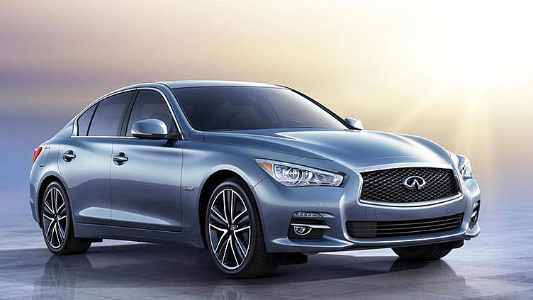 Новый Infiniti Q50 получит Новый Infiniti Q50 получит