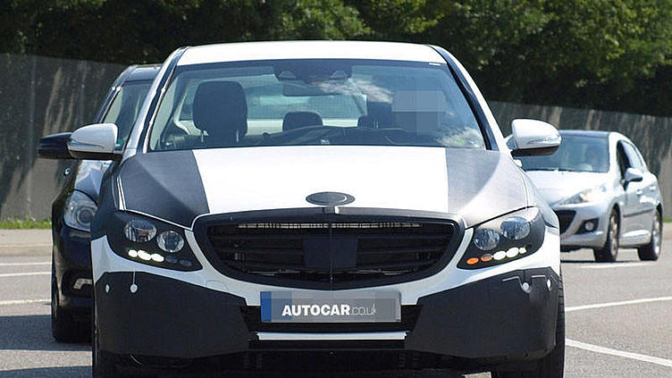 До премьеры нового Mercedes C-класса осталось два месяца До премьеры нового Mercedes C-класса осталось два месяца