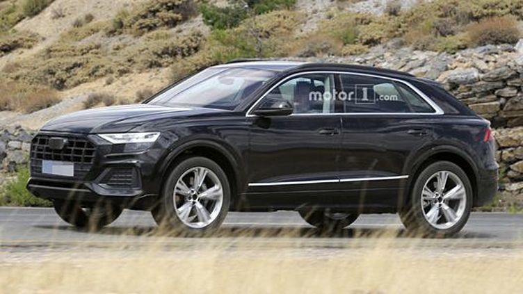 Флагманского кросс-купе Audi Q8 попалось почти без камуфляжа Флагманского кросс-купе Audi Q8 попалось почти без камуфляжа