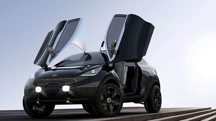 Kia показала два новых кроссовера и седан Kia показала два новых кроссовера и седан