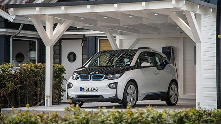 BMW i3 научилась контролировать ситуацию в доме водителя