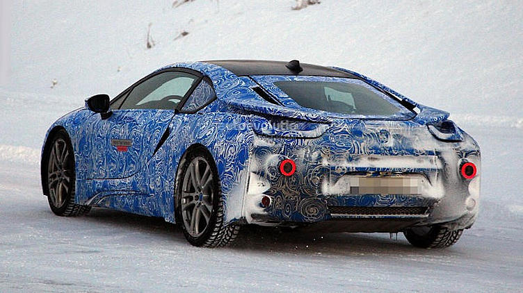 BMW i8 Coupe проходит зимние тесты BMW i8 Coupe проходит зимние тесты