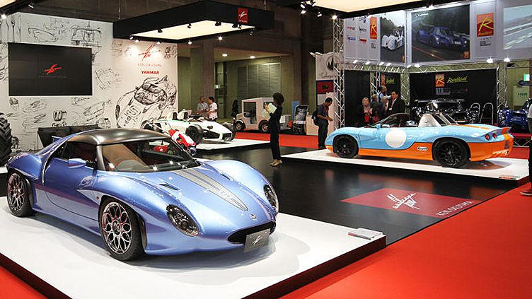 Создатель Ferrari Enzo привез в Токио три спорткара Создатель Ferrari Enzo привез в Токио три спорткара