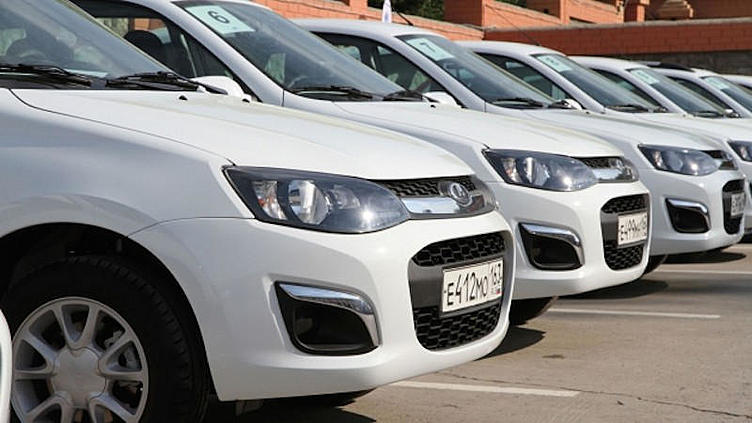 АВТОВАЗ предлагает купить Lada через интернет со скидкой в 5 тысяч рублей