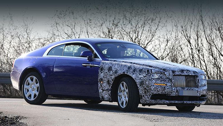 Купе Rolls-Royce Wraith обновится примерно через год Купе Rolls-Royce Wraith обновится примерно через год