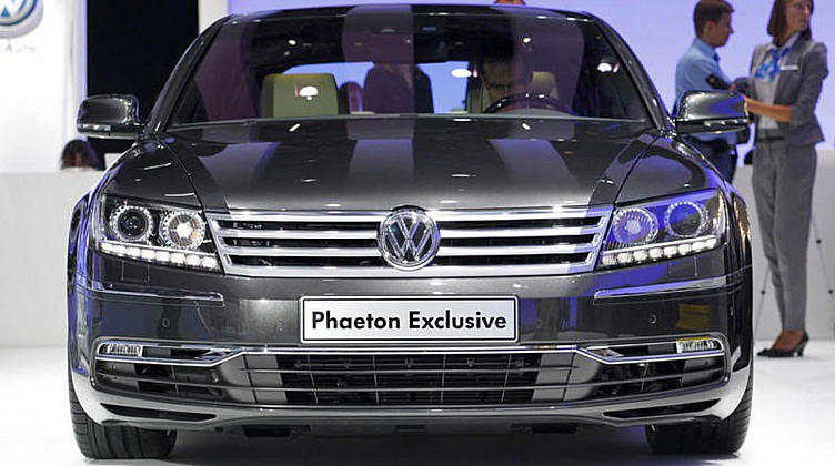VW почти вдвое снизит цену на Phaeton специально для США VW почти вдвое снизит цену на Phaeton специально для США