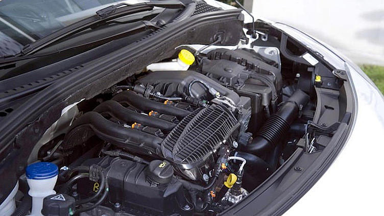 Citroen запускает в производство три-цилиндровые двигатели PureTech Citroen запускает в производство три-цилиндровые двигатели PureTech