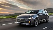 Новому хэтчбеку Hyundai Elantra добавили 201-сильный турбомотор