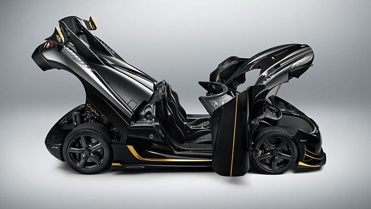 Koenigsegg показал «Грифона» с отделкой 24-каратным золотом