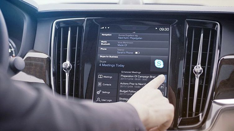 Volvo впервые установила в автомобиль «Скайп» Volvo впервые установила в автомобиль «Скайп»