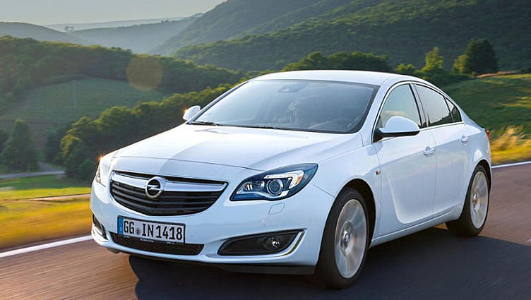 Оглашены цены на обновлённое семейство Opel Insignia