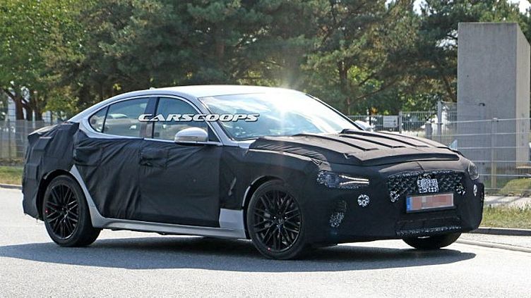 Компания Hyundai начала испытания конкурента «трешке» BMW Компания Hyundai начала испытания конкурента «трешке» BMW