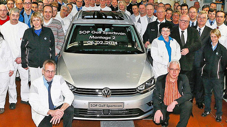 Новый минивэн VW Sportsvan встал на конвейер