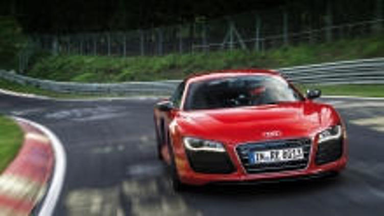 Электромобиль Audi R8 e-tron поставил рекорд на Нюрбургринге