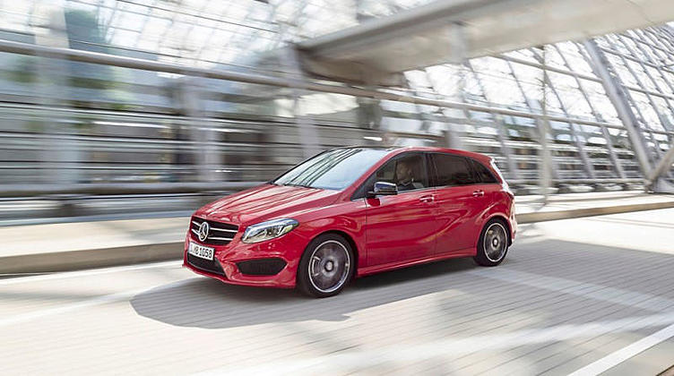 Mercedes-Benz обвинили в занижении данных о расходе топлива Mercedes-Benz обвинили в занижении данных о расходе топлива