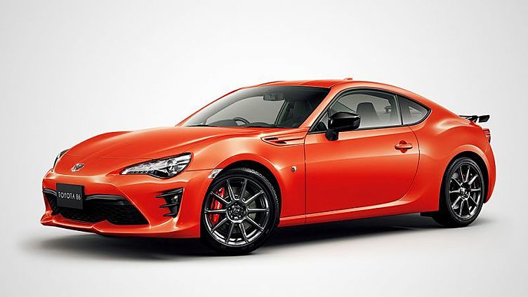 «Тойота» добавила купе GT86 спортивности