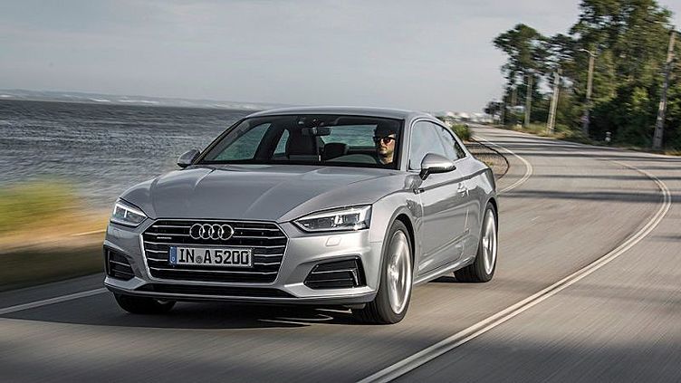 Audi назвала рублевые цены на новое купе A5 Audi назвала рублевые цены на новое купе A5