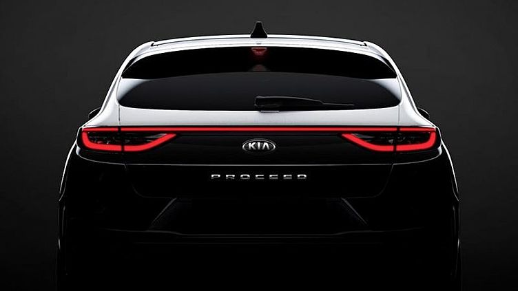 Kia показал тизер нового Proceed, теперь это шутинг-брейк. Kia показал тизер нового Proceed, теперь это шутинг-брейк.