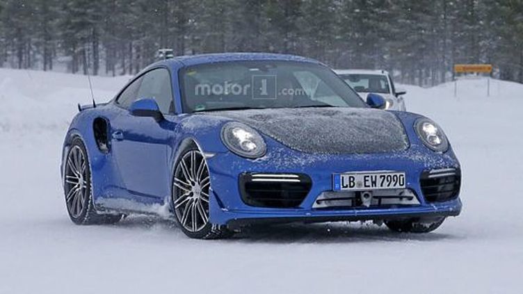 Очередной экстремальный Porsche 911 вышел на испытания Очередной экстремальный Porsche 911 вышел на испытания