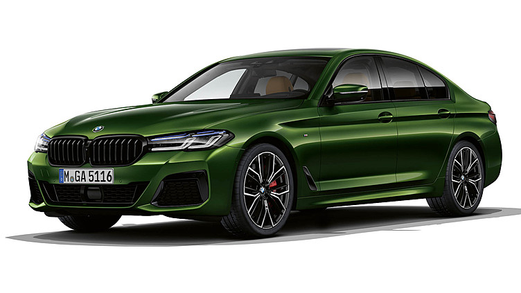Обновленный седан BMW 5 серии появился у дилеров Обновленный седан BMW 5 серии появился у дилеров