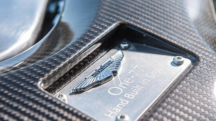 В Aston Martin нашли способ просочиться в В Aston Martin нашли способ просочиться в