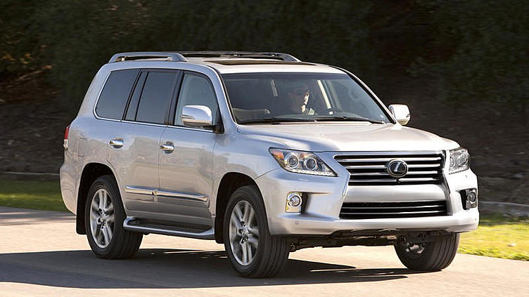 Внедорожник Lexus обменяет раму на третий ряд сидений Внедорожник Lexus обменяет раму на третий ряд сидений