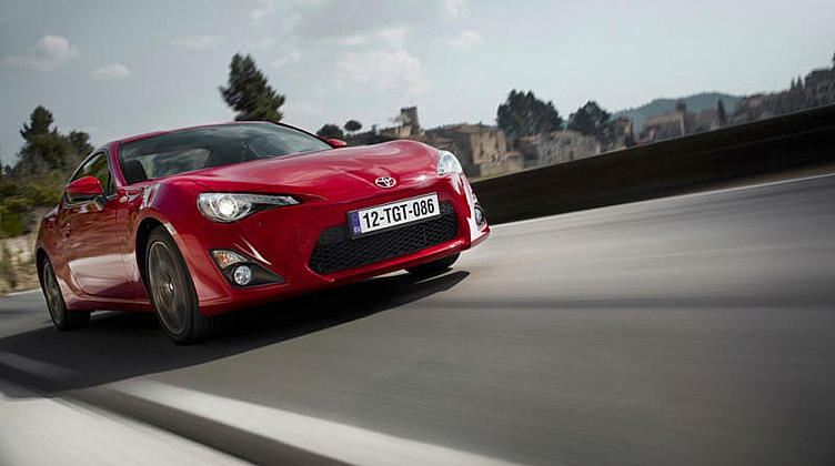 Toyota: гибридный GT86 покупателям не нужен Toyota: гибридный GT86 покупателям не нужен
